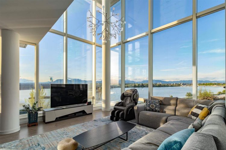 Condos and Townhouse Movement in November 2021